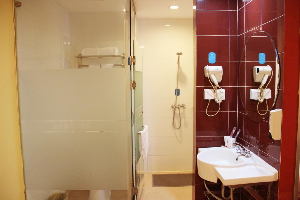 Hanting Express Dalian Xinghai Park מראה חיצוני תמונה